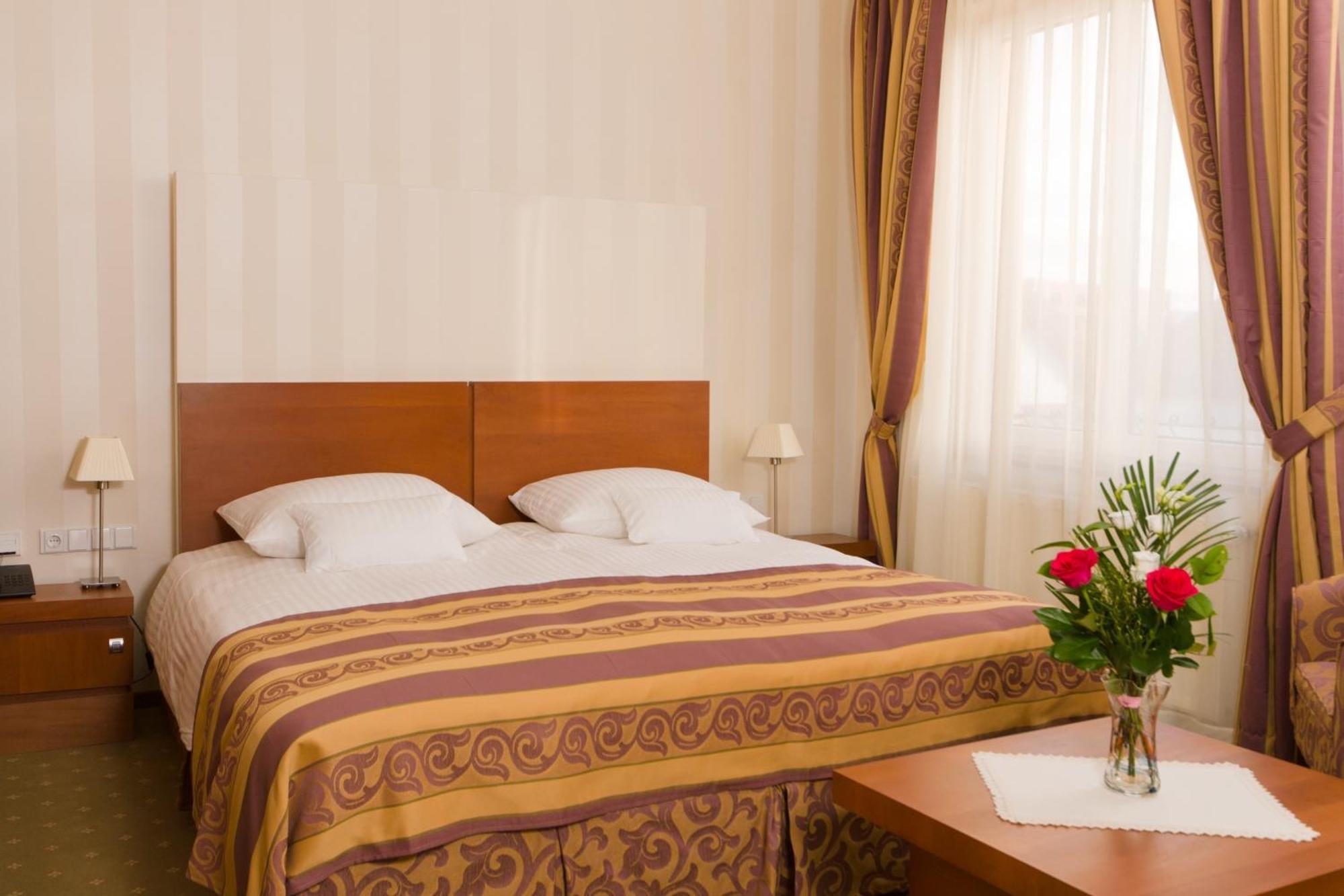 Pension Palazzo Сибиу Экстерьер фото
